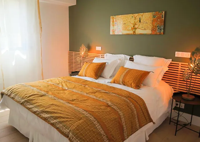 Caladea Locations De 5 Etoiles, Piscine Chauffee Porto-Vecchio