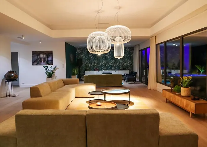 Caladea Locations De 5 Etoiles, Piscine Chauffee Porto-Vecchio