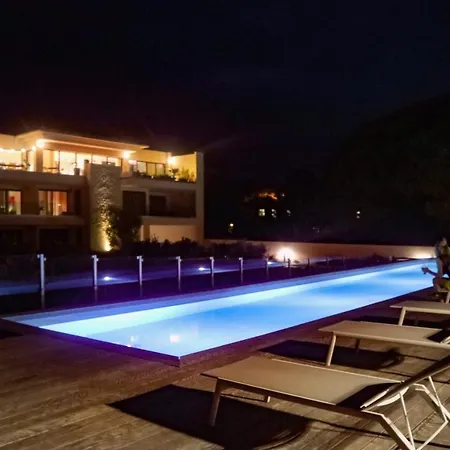 Caladea Locations De 5 Etoiles, Piscine Chauffee ポルトヴェッキオ