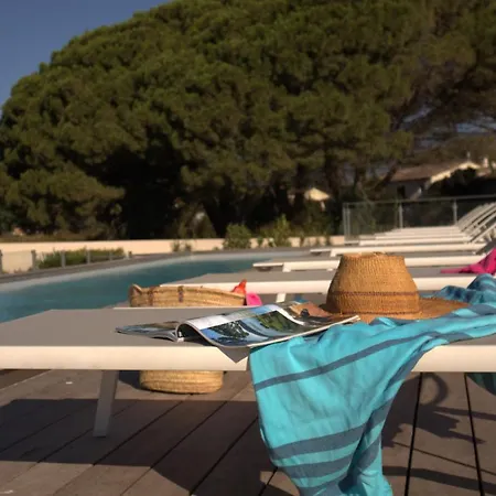アパート Caladea Locations De 5 Etoiles, Piscine Chauffee ポルトヴェッキオ