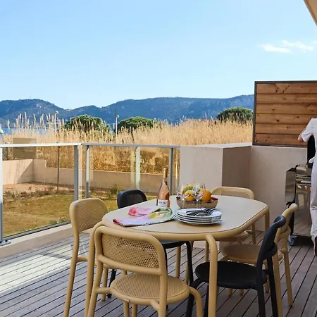 Caladea Locations De 5 étoiles, Piscine Chauffée