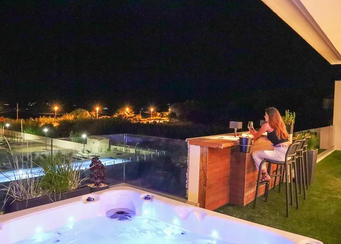 Caladea Locations De 5 étoiles, Piscine Chauffée *