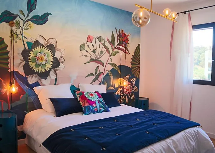 Caladea Locations De 5 Etoiles, Piscine Chauffee *