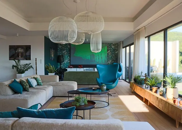 Caladea Locations De 5 Etoiles, Piscine Chauffee Apartment