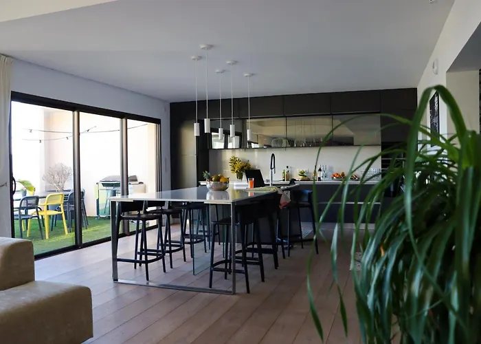 Apartment Caladea Locations De 5 Etoiles, Piscine Chauffee