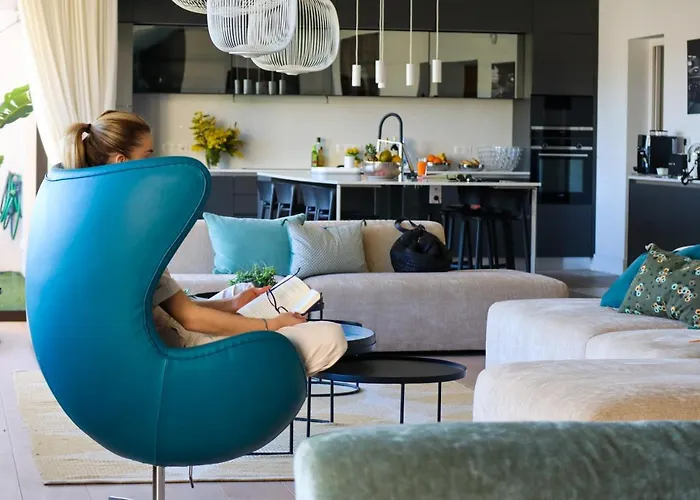 Caladea Locations De 5 Etoiles, Piscine Chauffee Apartment