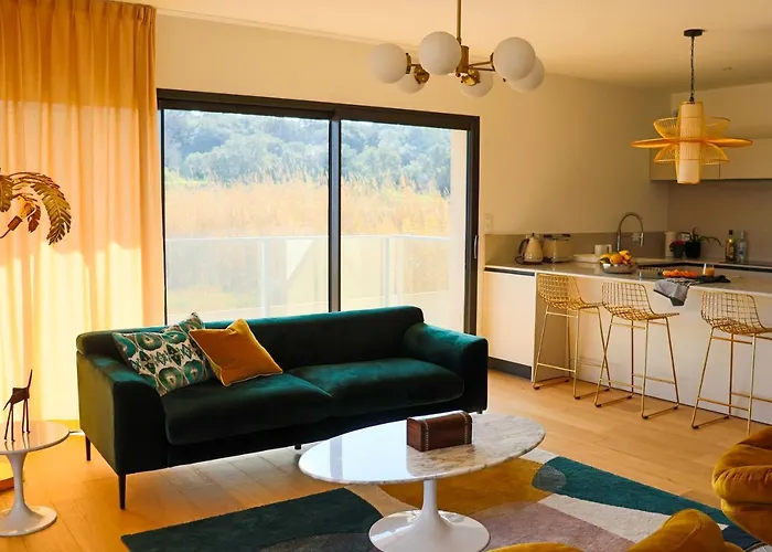 Caladea Locations De 5 Etoiles, Piscine Chauffee